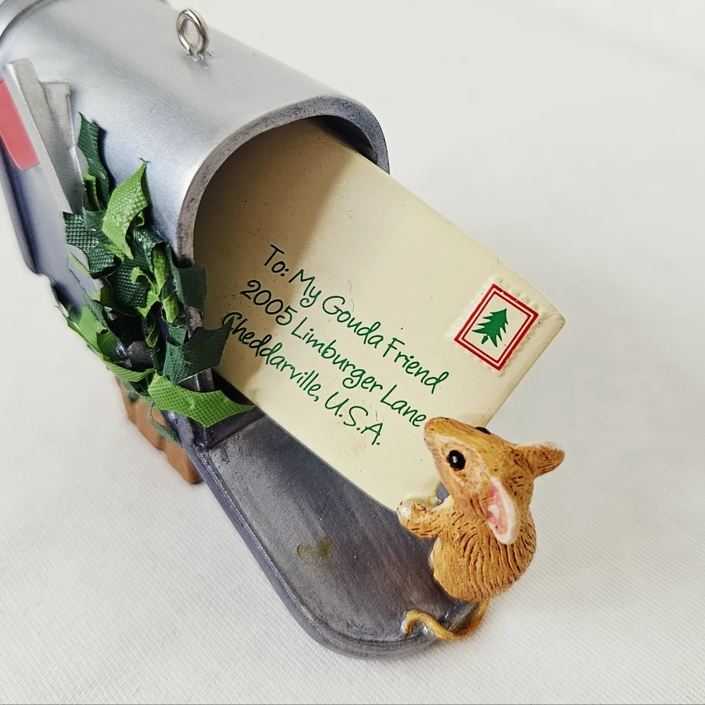 Hallmark To My Gouda Friend Ornament 2005 Mouse Mailbox